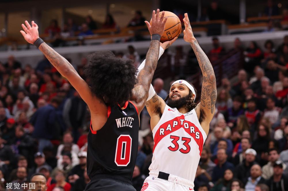 更多的青少 更多的青少